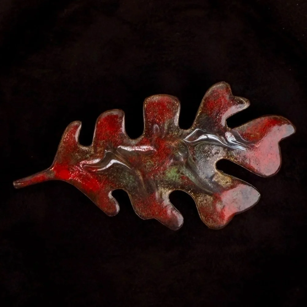 Vintage copper Red swirl Leaf-Shaped Brooch